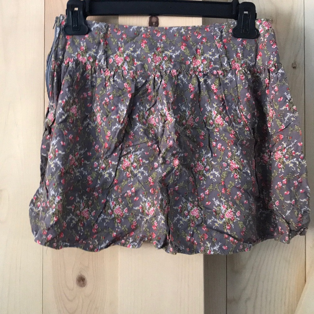 Floral mini skirt